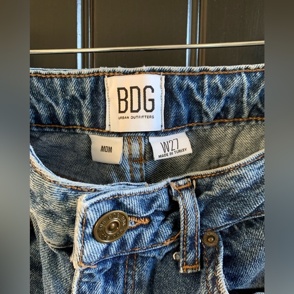 BDG / Urban Outfitters Pintuck Tapered Mom Jeans - Size 27 - Picture 5 of 5
